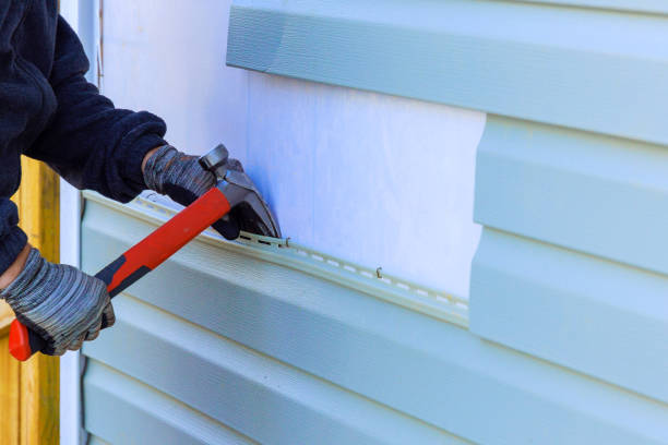 Reliable Siding Inspection contractor in Bellevue, IL by Squared Siding